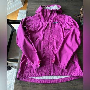 Patagonia rain coat in Pinky-purple, magenta?? size XS